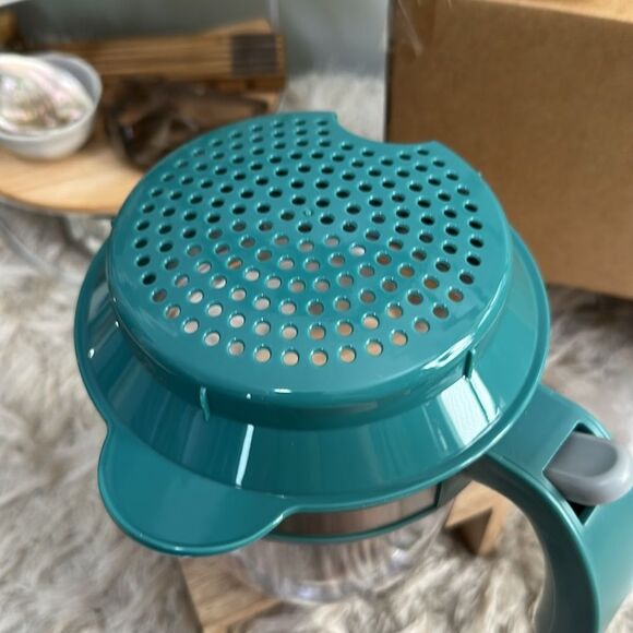 Henning Lee 4-Cup Gravy & Fat
Separator Brand New - Picture 15 of 16
